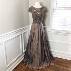 La Femme Mocha Brown Embroidered Beaded Formal Gown Dress Size 6